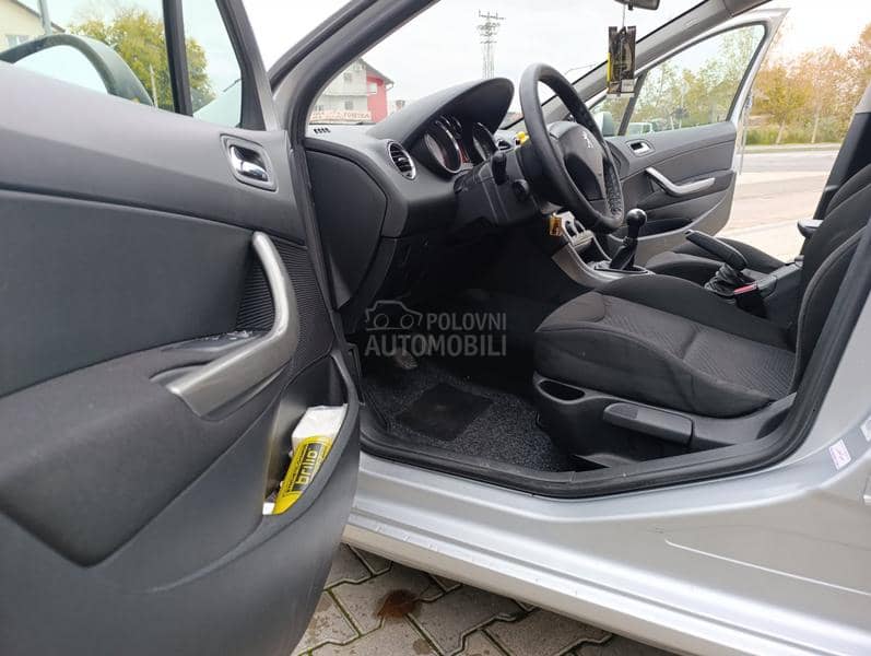 Peugeot 308 1.6 e-HDI 92//Nav