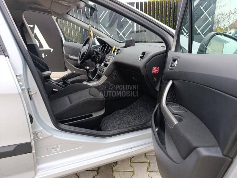 Peugeot 308 1.6 e-HDI 92//Nav