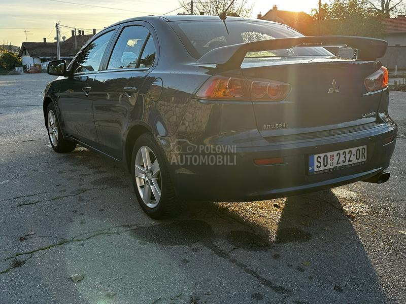 Mitsubishi Lancer 2.0 DI-D