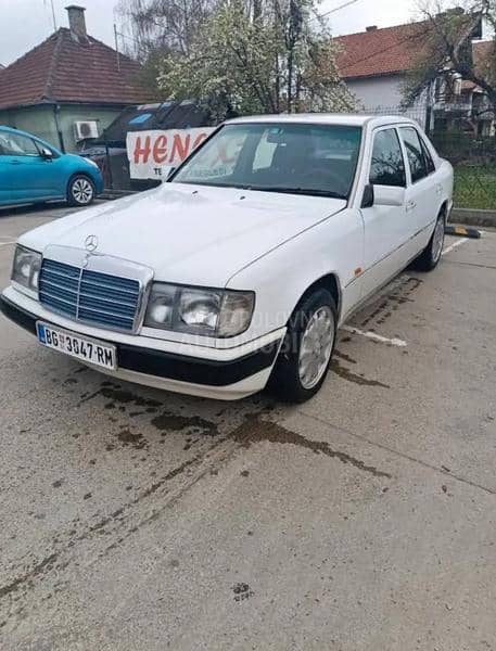 Mercedes Benz W124 2.5