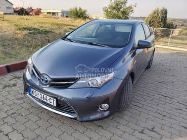 Toyota Auris hibrid