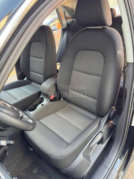 Audi Q3 2.0 TDI AUTOM/LED