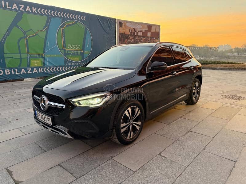 Mercedes Benz GLA 200 200d