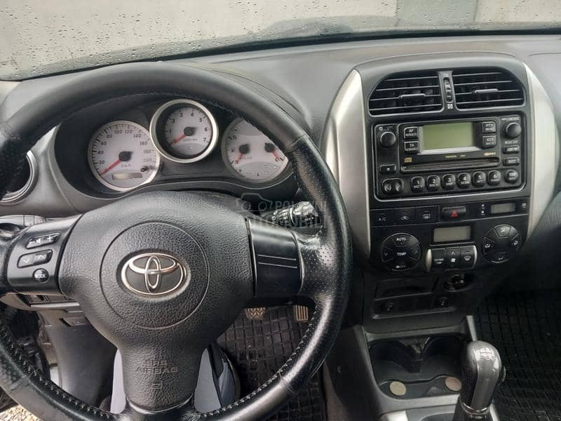 Toyota RAV 4 p r e p o r u k a