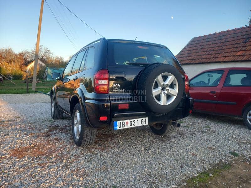 Toyota RAV 4 p r e p o r u k a