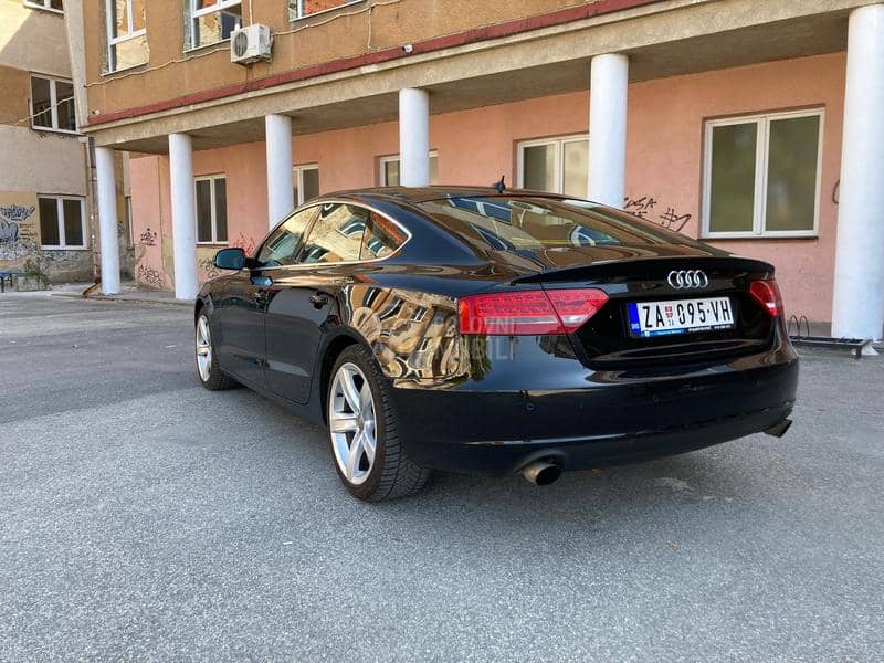 Audi A5 pre.poruka