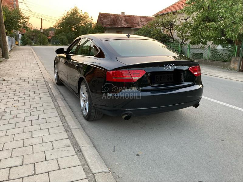 Audi A5 pre.poruka