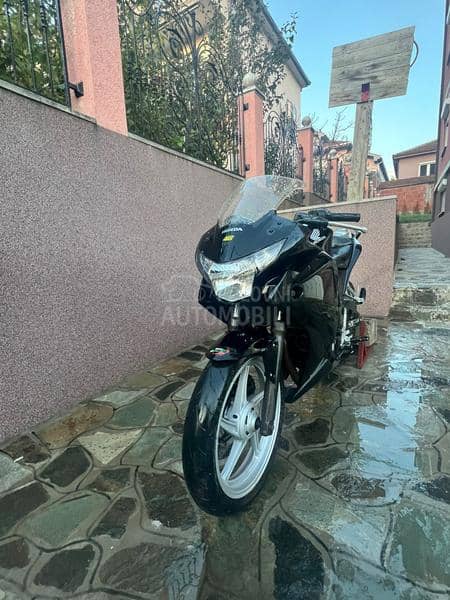 Honda cbr