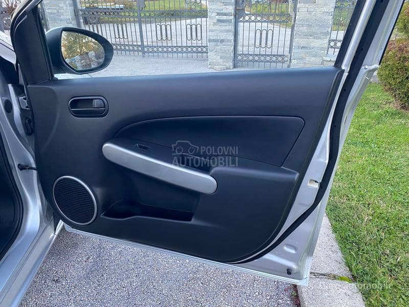 Mazda 2 1.3 SVAJCARSKA