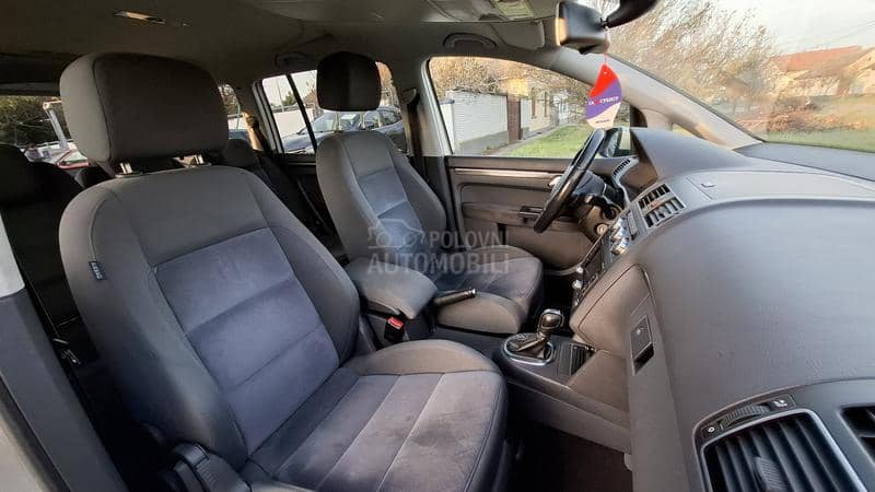 Volkswagen Touran 2.0tdi DSG led