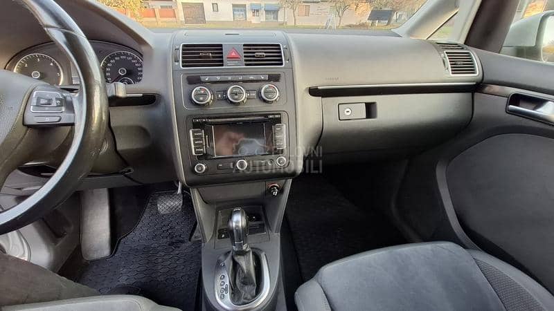 Volkswagen Touran 2.0tdi DSG led