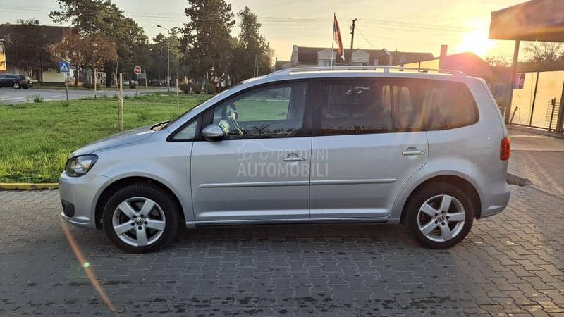 Volkswagen Touran 2.0tdi DSG led