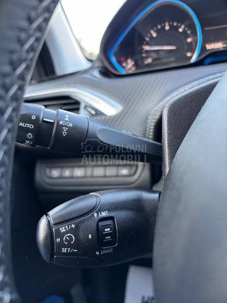 Peugeot 2008 1.6 hdi ALLURE