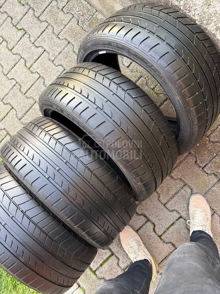 Dunlop 225/40 R18 Letnja