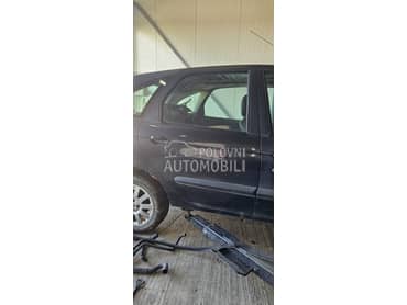 Zadnja desna vrata za Renault Scenic od 1999. do 2005. god.