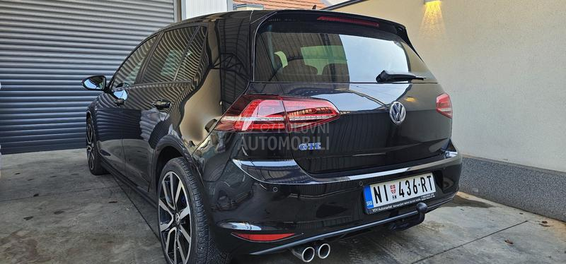 Volkswagen Golf 7 GTE