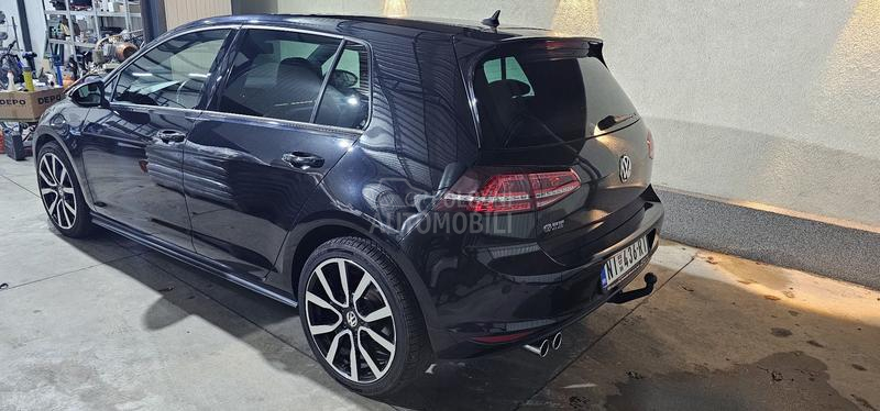 Volkswagen Golf 7 GTE