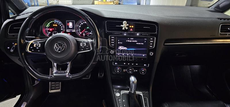 Volkswagen Golf 7 GTE