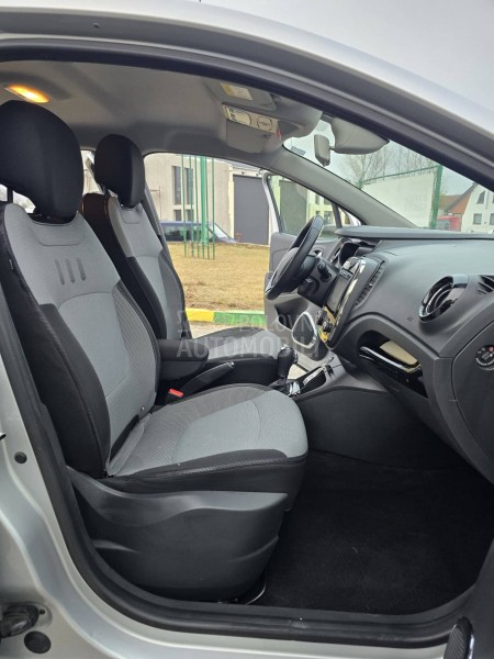 Renault Captur 1,2Tce HALLY HANSEN