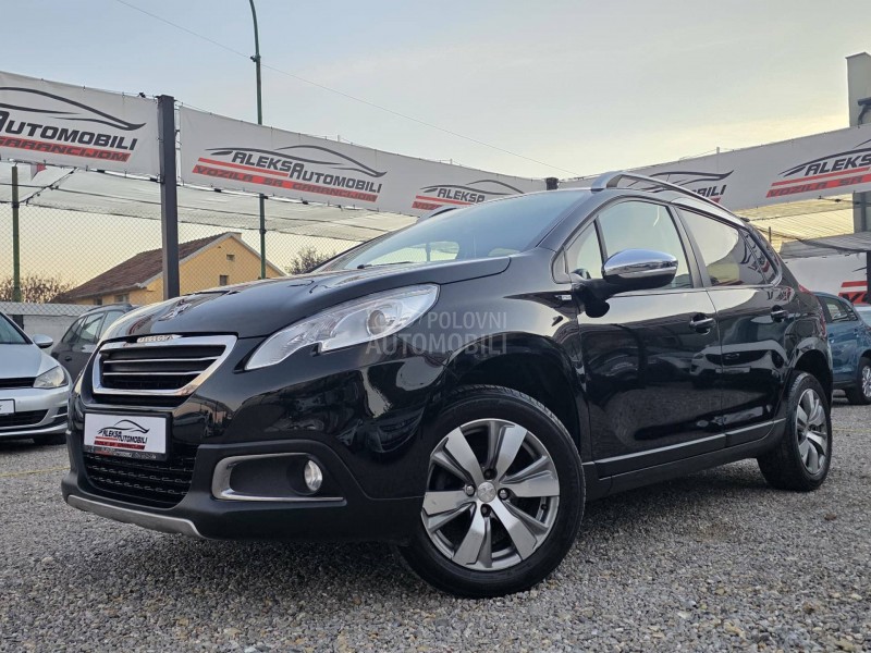 Peugeot 2008 1.2 STYLE/135.000