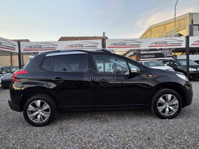 Peugeot 2008 1.2 STYLE/135.000