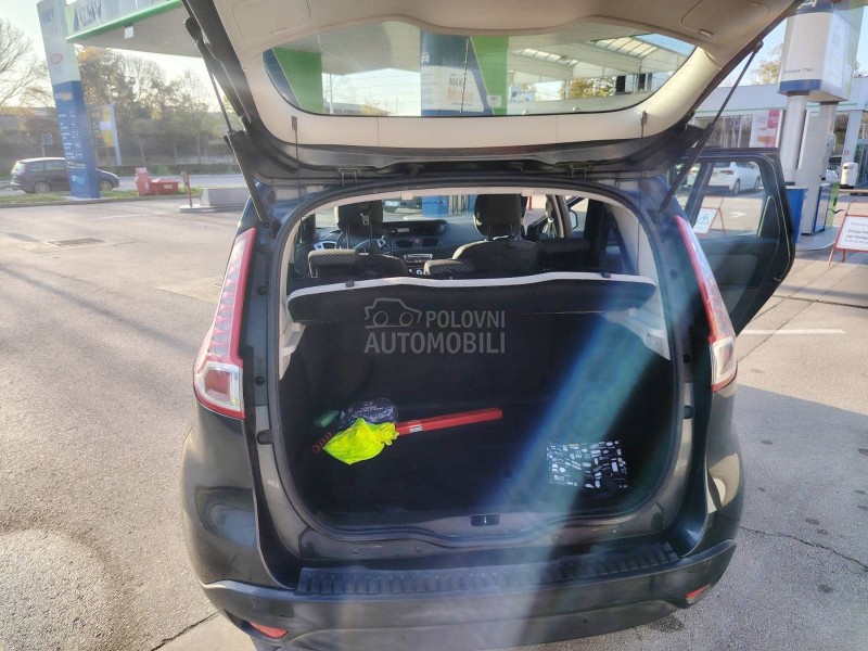 Renault Scenic 1.5 dci