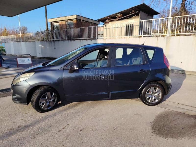Renault Scenic 1.5 dci