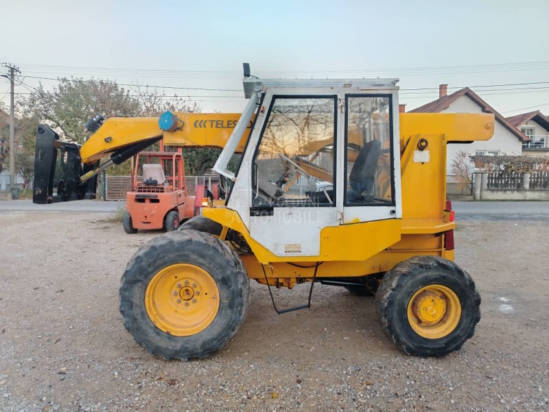 JCB 525B