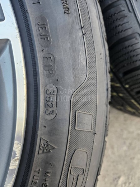 Tracmax 225/55 R17 Zimska