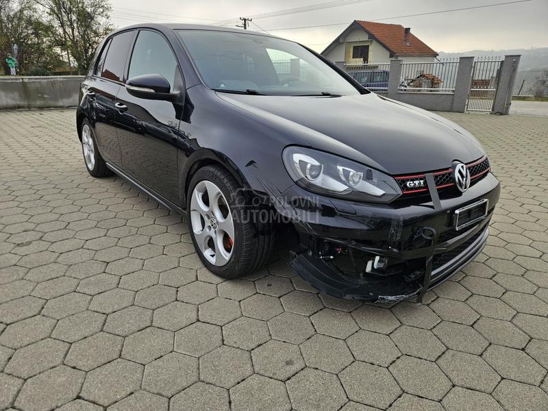 Volkswagen Golf 6 GTI