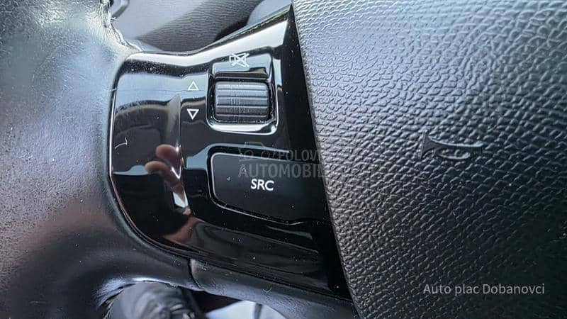 Peugeot 308 1.6 HDI Pano/Led