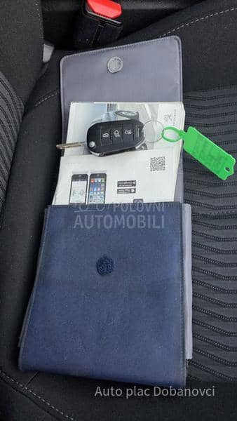 Peugeot 308 1.6 HDI Pano/Led