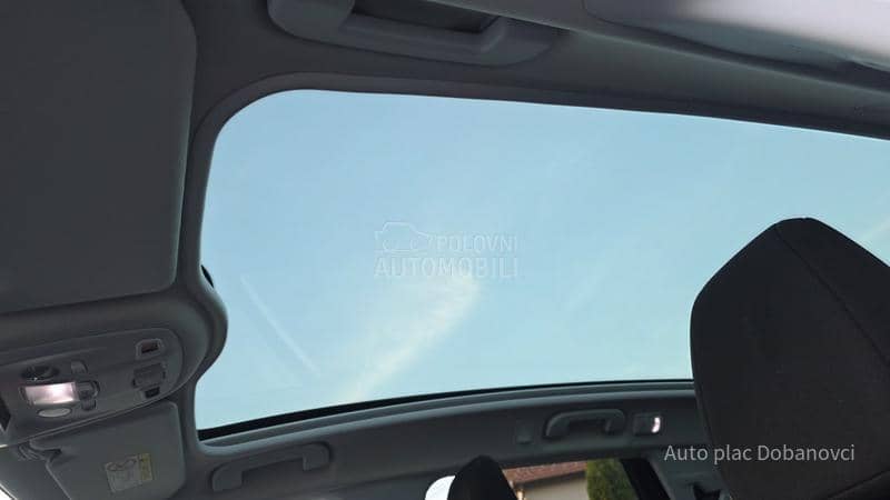 Peugeot 308 1.6 HDI Pano/Led