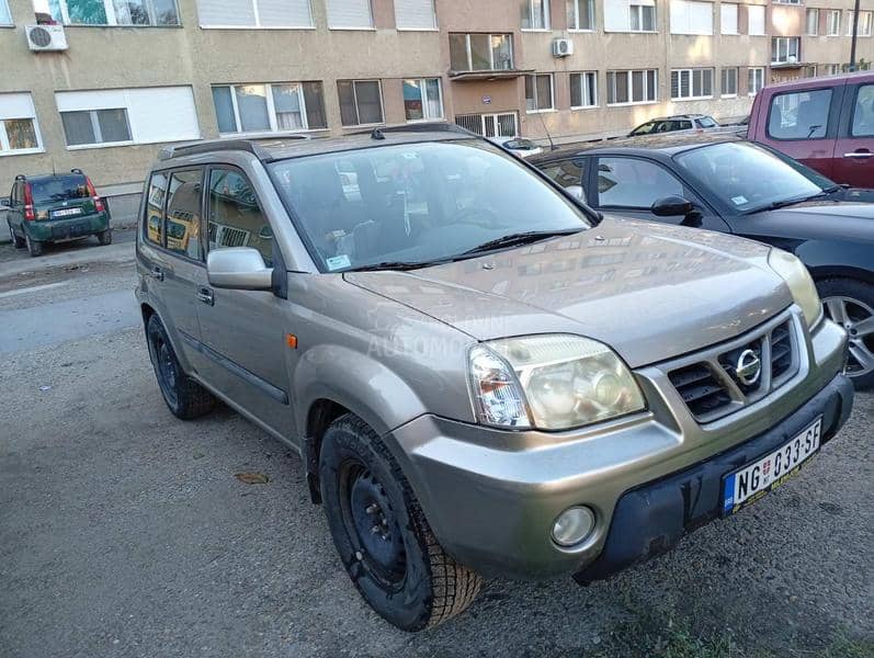 Nissan X-Trail 