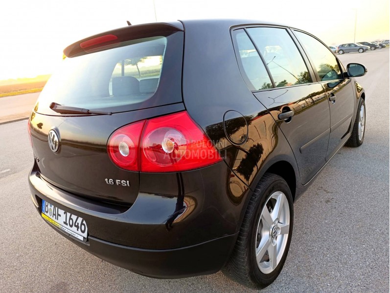 Volkswagen Golf 5 