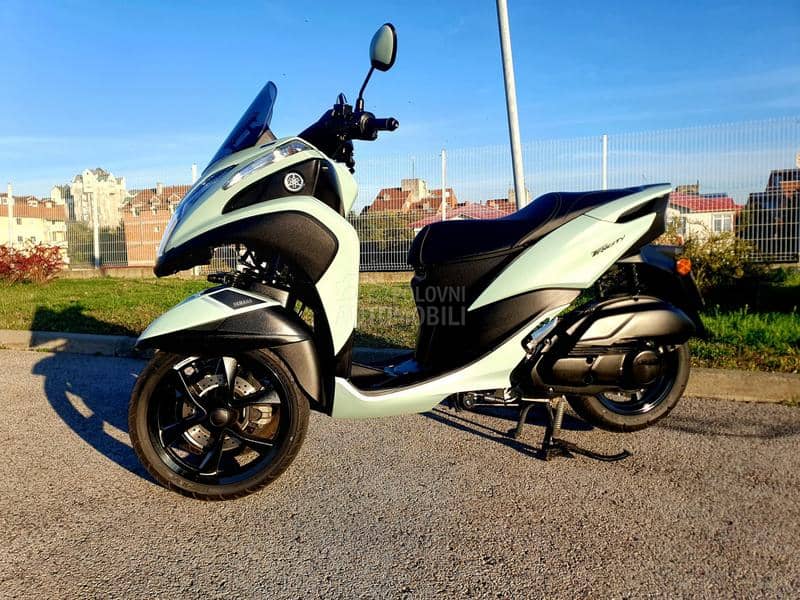 Yamaha tricity