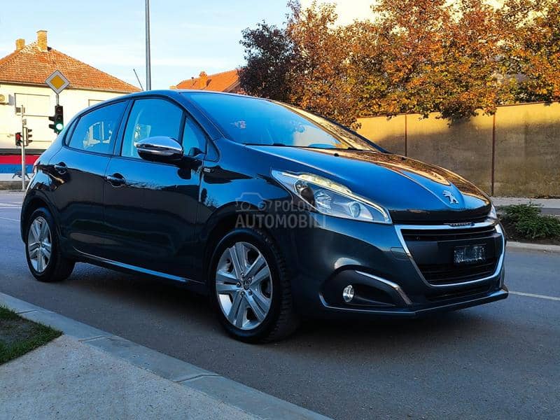 Peugeot 208 1.2