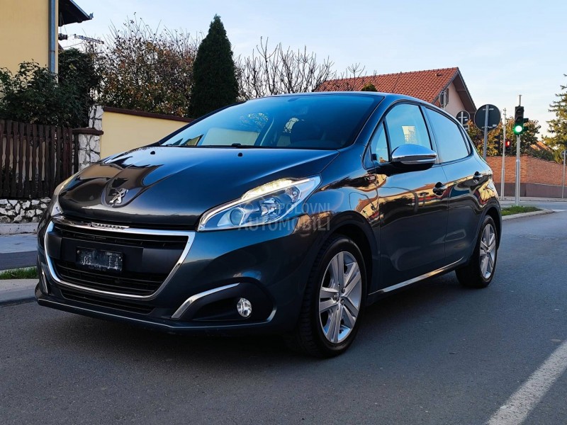 Peugeot 208 1.2