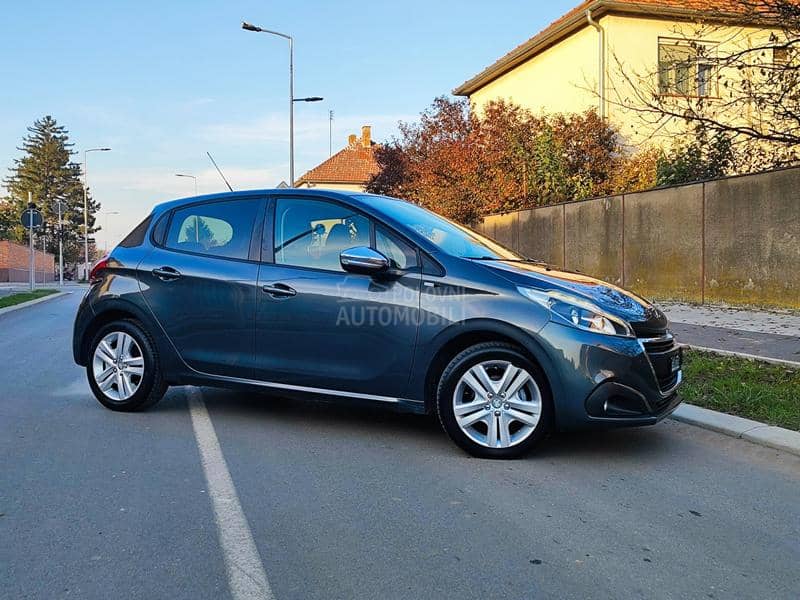 Peugeot 208 1.2