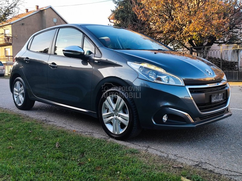 Peugeot 208 1.2