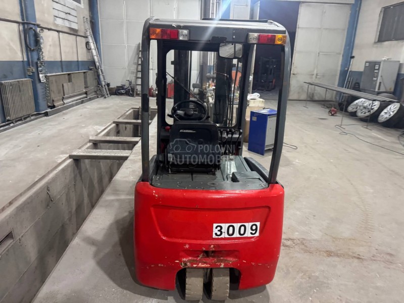 Manitou ELEKTRO/2.000kg/Triplex