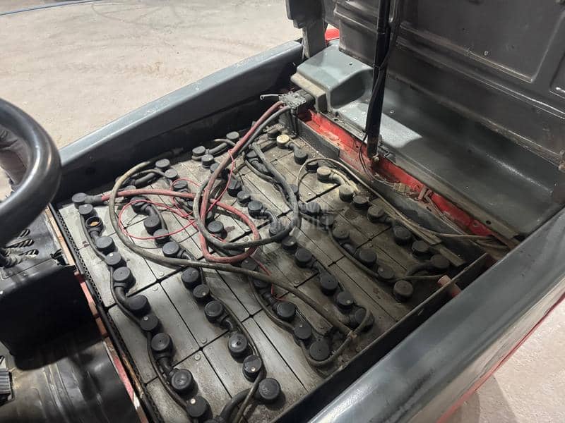 Manitou ELEKTRO/2.000kg/Triplex