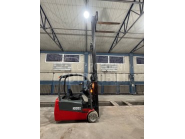 Manitou ELEKTRO/2.000kg/Triplex