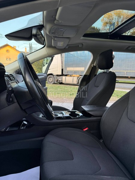 Ford Mondeo 2.0 TITANIUM