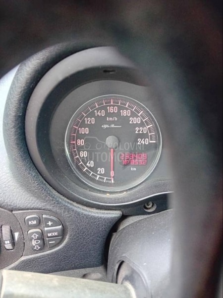 Alfa Romeo 147 1.6 ts