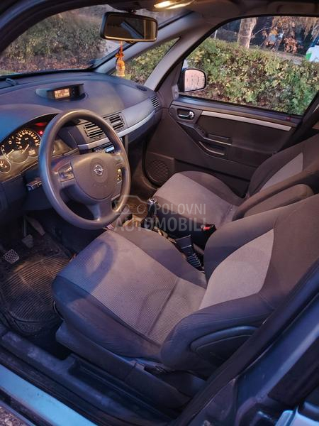Opel Meriva 1.8