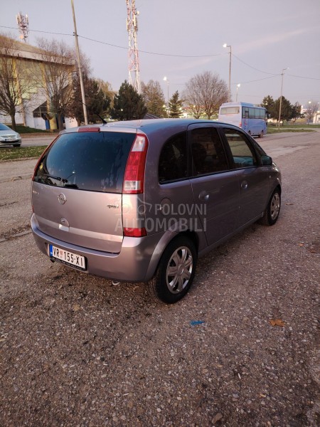 Opel Meriva 1.8