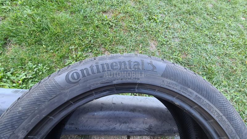 Continental 255/45 R20 Zimska