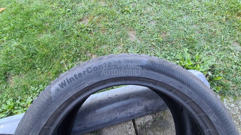 Continental 255/45 R20 Zimska