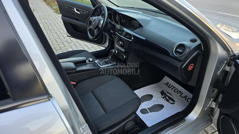 Mercedes Benz C 200 